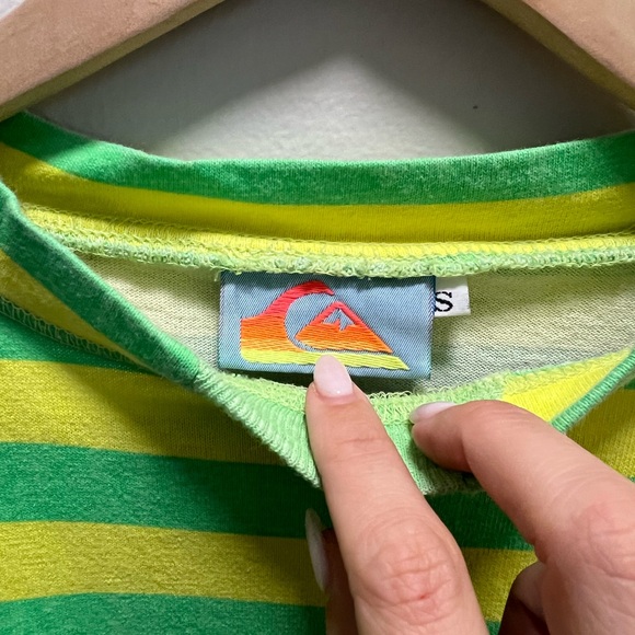 Quiksilver Vintage Green and Yellow Striped Oversized T-Shirt - Picture 5 of 8